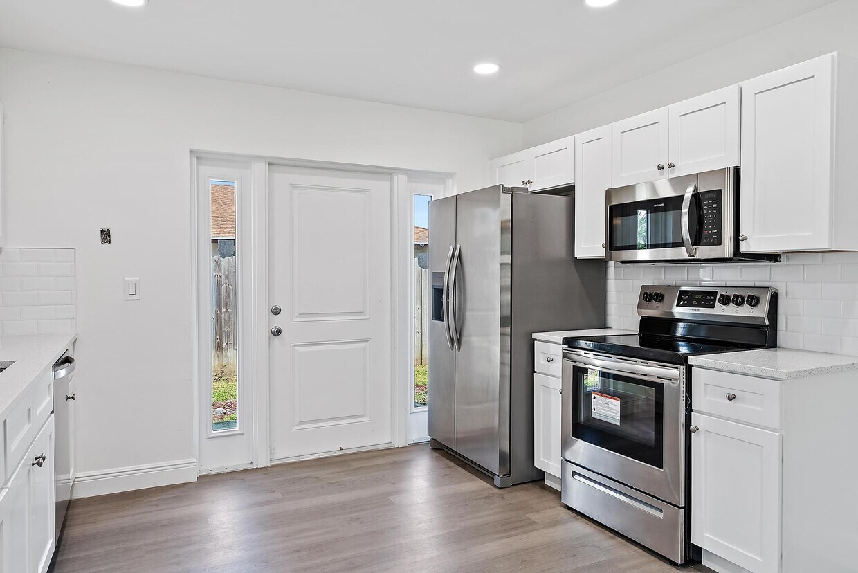 Foto principal - 9160 W Highland Pines Blvd