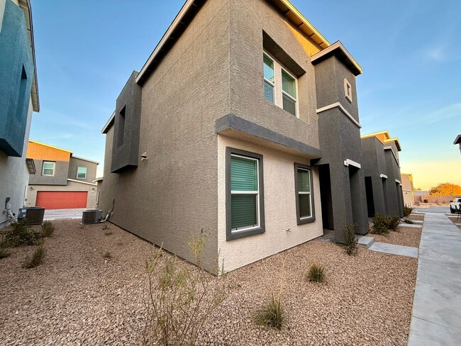 Building Photo - NEWLY BUILT ALL ELECTRIC 3 BED 2.5 BATH 2 ...