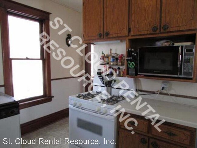 Foto del edificio - 4 br, 2 bath House - 710 15th Ave. S