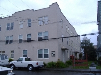 Primary Photo - Harvard Apartments