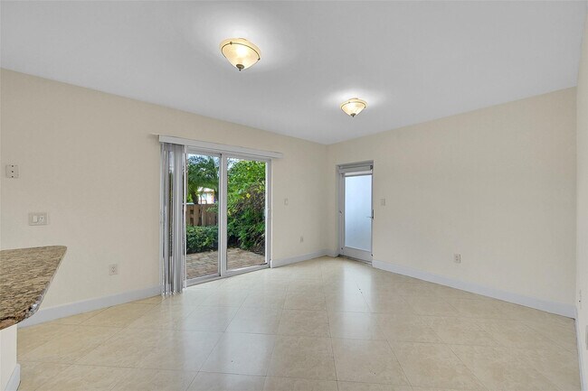 Foto del edificio - 410 SW 15th St