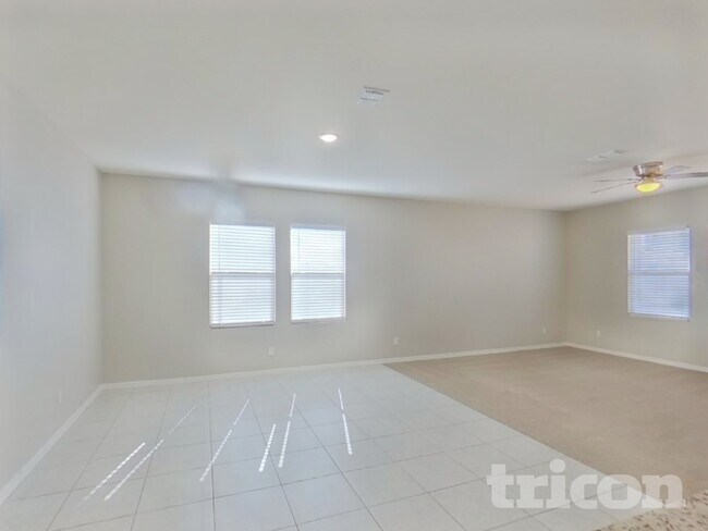 Building Photo - 35381 W Santa Clara Ave