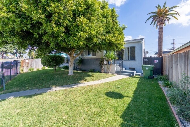 Foto del edificio - 12434 S Vermont Ave