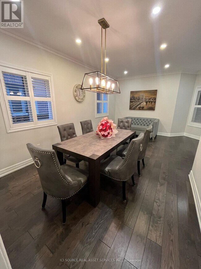 Building Photo - 419 Seneca Ct