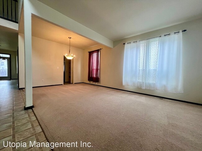 Foto del edificio - 4 br, 2.5 bath House - 4476 SE Salquist Rd.