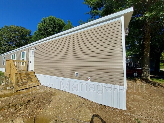 Building Photo - 7534 US-60