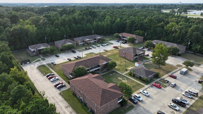 Building Photo - Palmwood Place