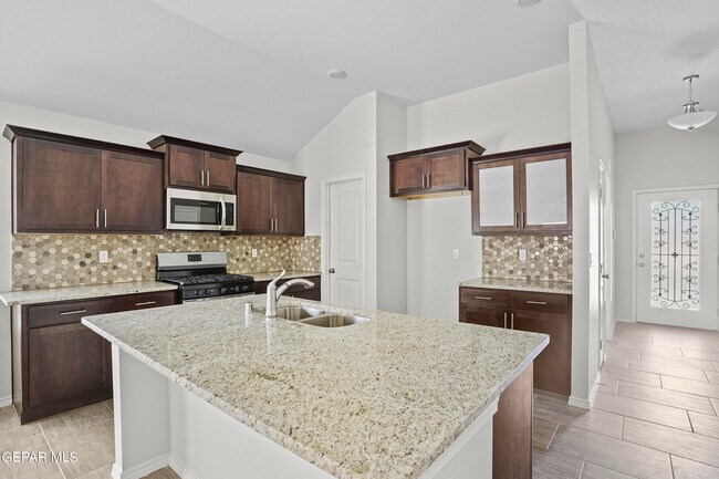 Foto del edificio - 13848 Sky Ranger Ave