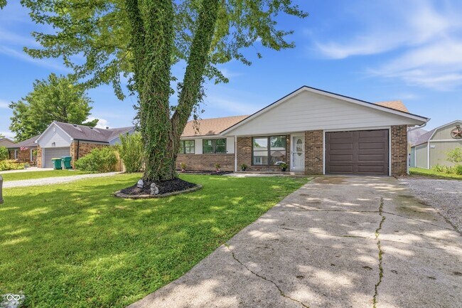 Foto del edificio - 234 Meadow Ln