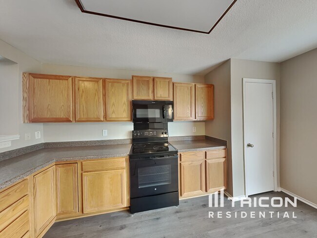 Building Photo - 7307 Circle Farm San Antonio TX