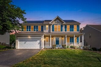 Building Photo - 9140 Worthington Dr