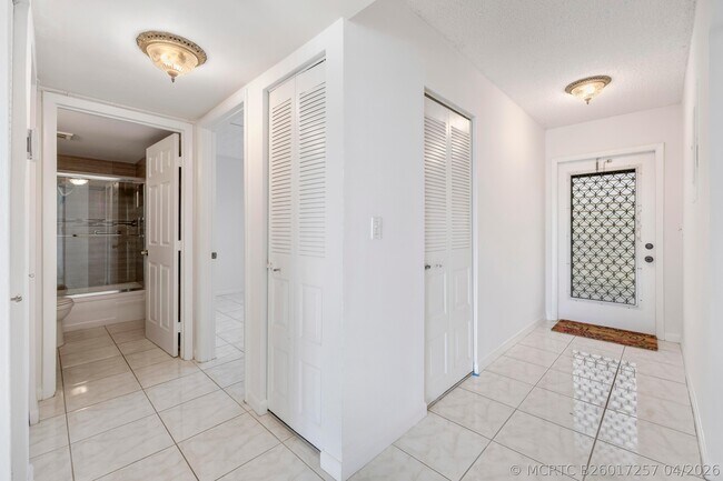 Foto del edificio - 1480 NW 80th Ave