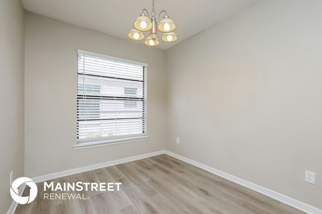 Foto del edificio - 5819 W Amelia St