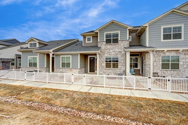 Foto del edificio - 5551 Longshaw Ct