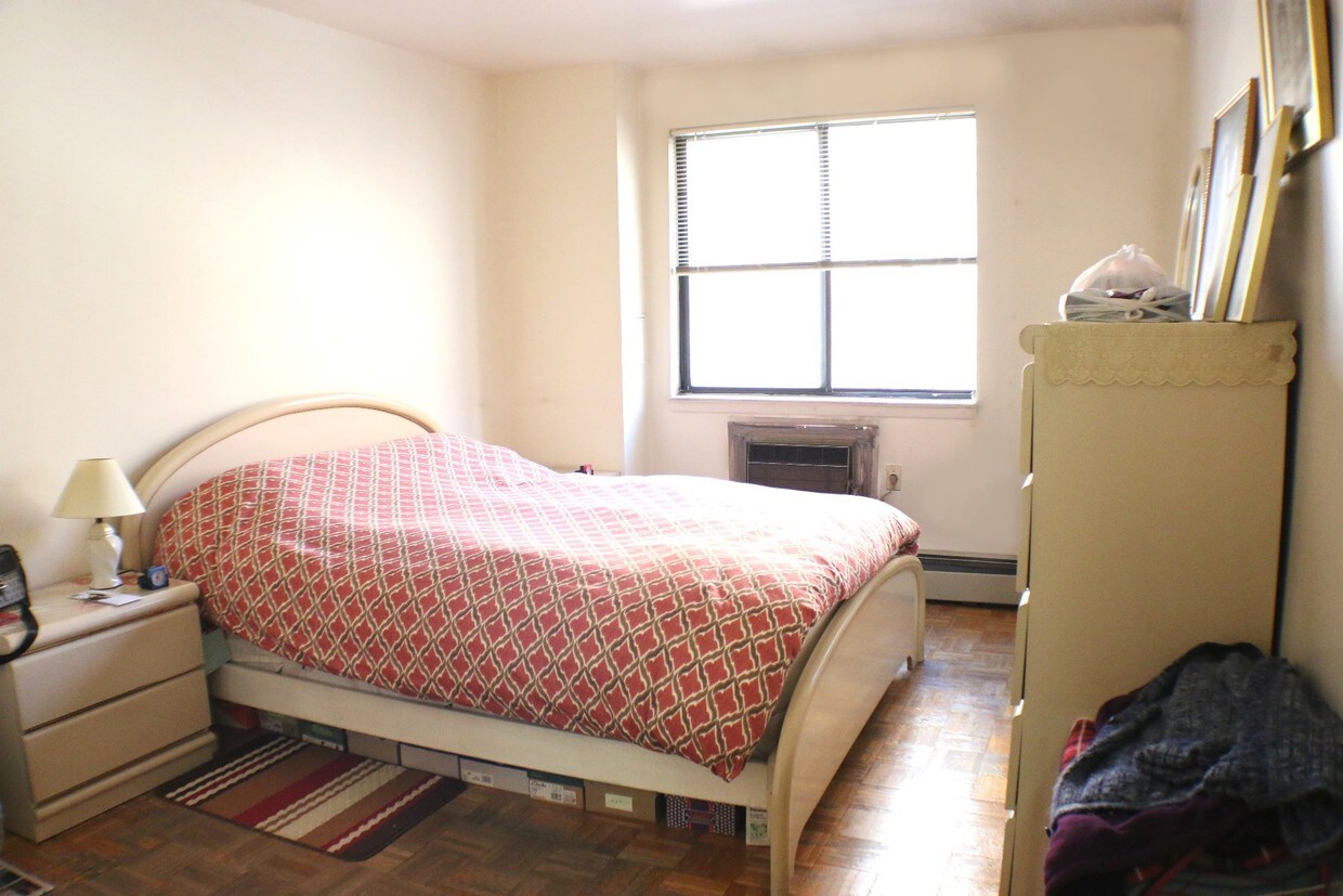Foto principal - 305 Cherry St