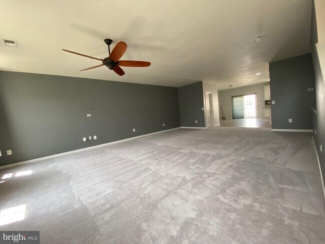 Building Photo - 14816 Mason Creek Cir