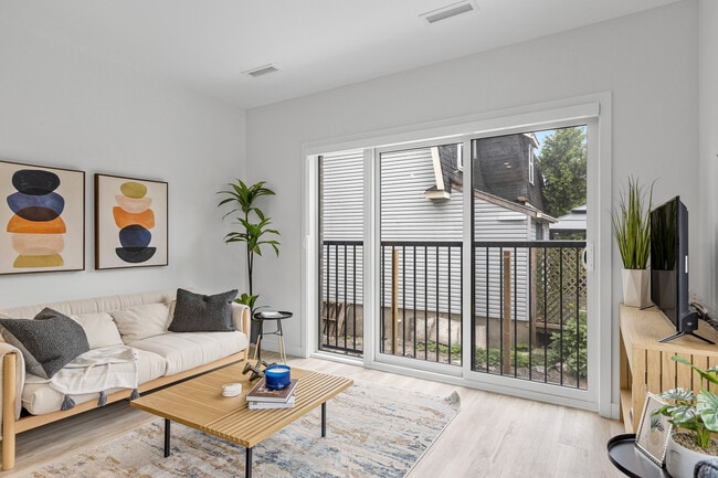 Building Photo - Armstrong