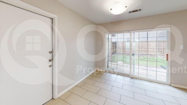 Foto del edificio - 408 Scenic Dr