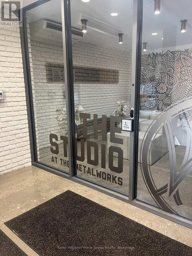 Building Photo - 63 Arthur St S