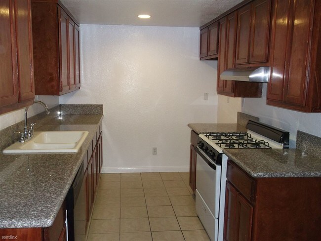 Building Photo - 15420 Broken Bow Rd