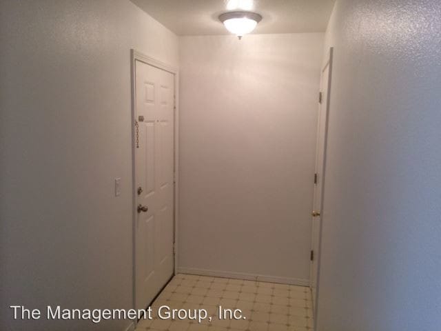 Building Photo - 3412 NE 66th Ave