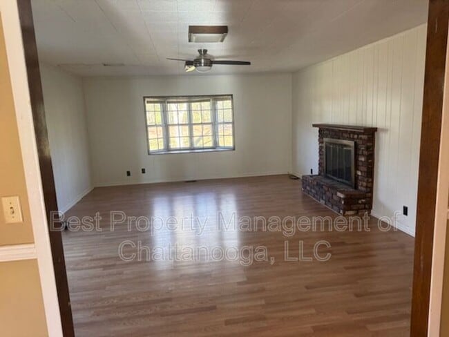 Foto del edificio - 3607 Whitehead Ave