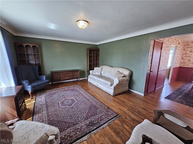 Building Photo - 3620 Hetzel Dr