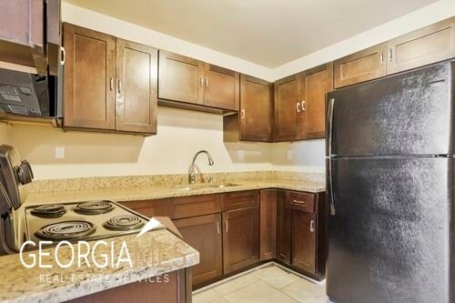 Foto del edificio - 2212 Brannen Rd SE