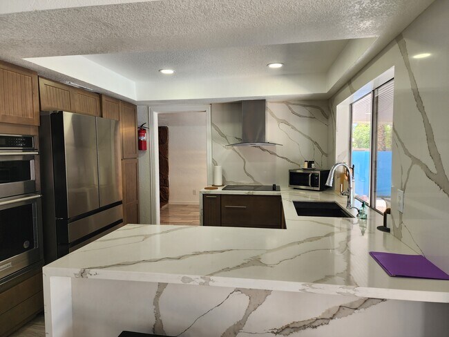 Foto del edificio - 3367 W Grandview Rd