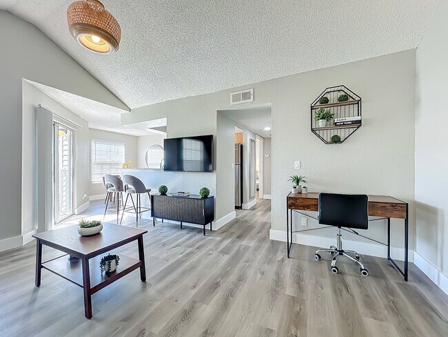 Foto del edificio - Westwood Boulevard, Orlando, FL 32821 - 1 BR 1 BA condo