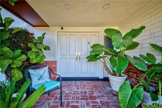 Building Photo - 1730 Camino Centroloma