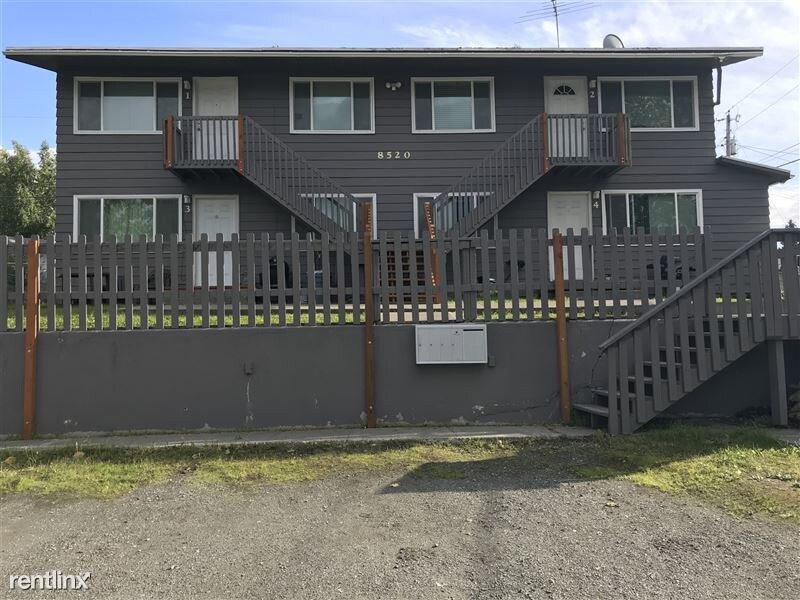Foto principal - 1 br, 1 bath 4plex - 8520 Kluane Ave Apt 1