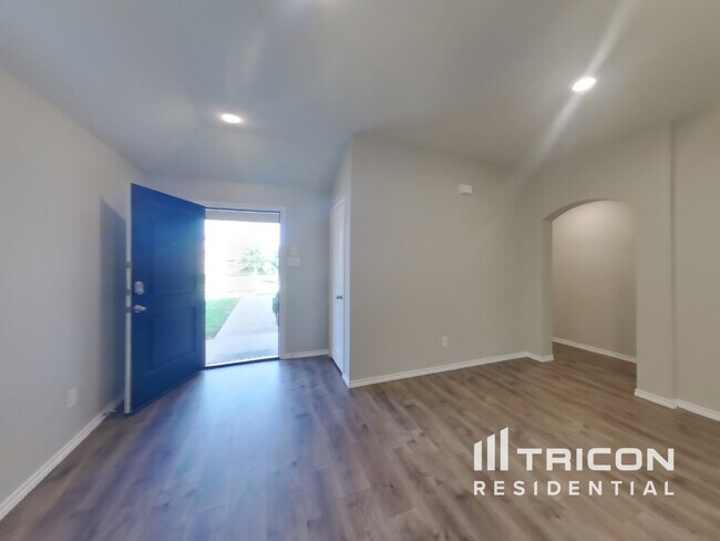 Foto del edificio - 2514 Henley Dr