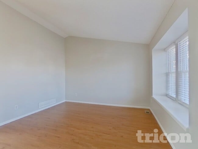 Building Photo - 4290 S Halifax Way