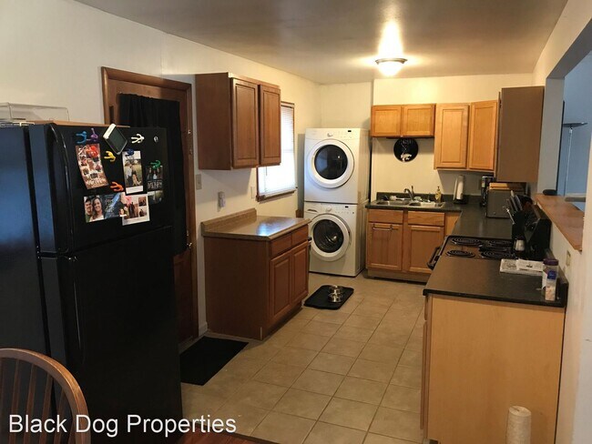 Foto del edificio - 3 br, 1 bath House - 1908 Kenmar Dr.