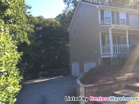 Building Photo - 1934 Windcrest Dr SW