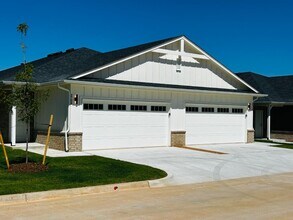 Building Photo - 2710 Belmont Rd