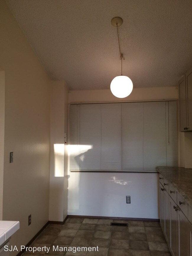 Foto del edificio - 12600 SE 30th St