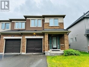 Building Photo - 621 Lauraleaf Cres