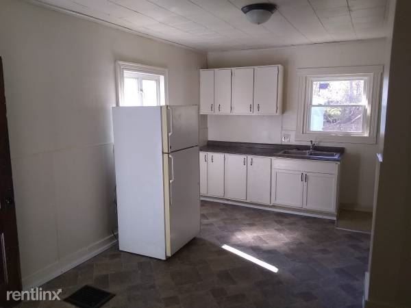 Building Photo - 3 br, 1 bath House - 201 Weaver St