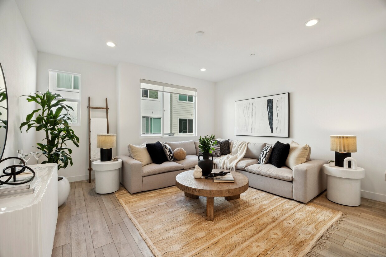 Photo - 172 Uptown Cir (Oakland, CA)