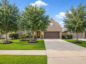 Building Photo - 2310 Falcon Brook Dr