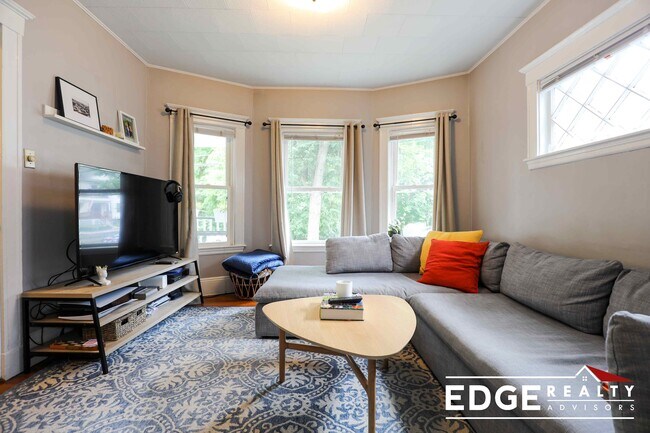 Foto del edificio - 6 Woodmont St