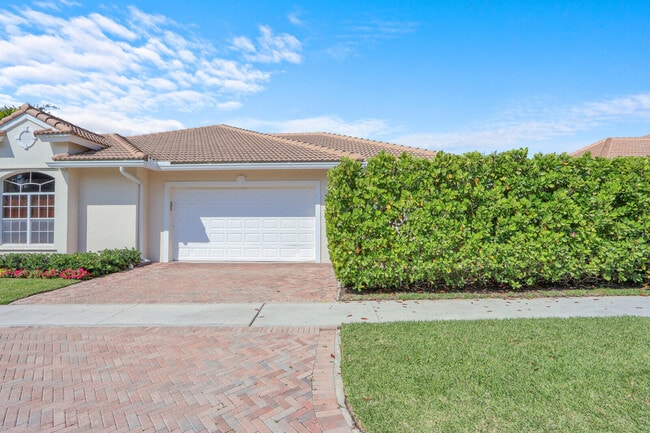 Building Photo - 2931 Twin Oaks Way