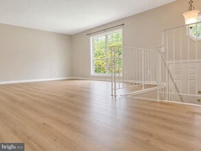 Building Photo - 8425 Blevins Way Ct