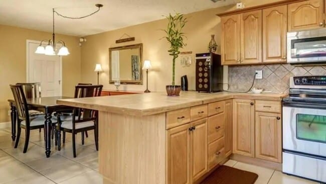 Photo - 641 NW 132nd Terrace Townhome