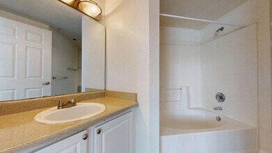 Interior Photo - Ashton at Waterford Lakes