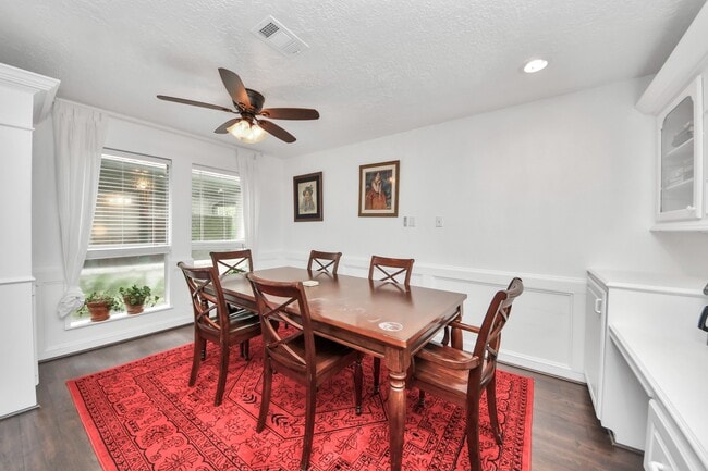 Building Photo - 1502 Southern Pines Ct