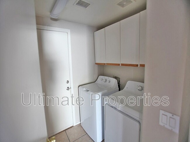 Foto del edificio - 16010 W Maricopa St