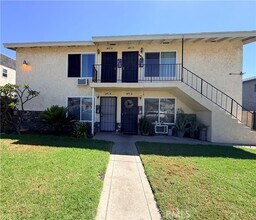 Building Photo - 1548 N 11th Ave
